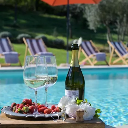 Villa La Vecchia Pieve 8, Emma *