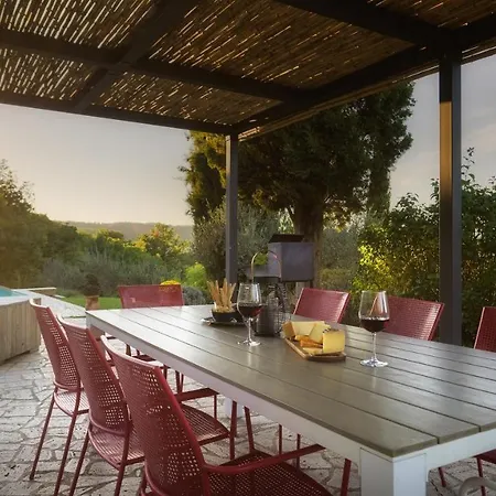 La Vecchia Pieve 8, Emma *