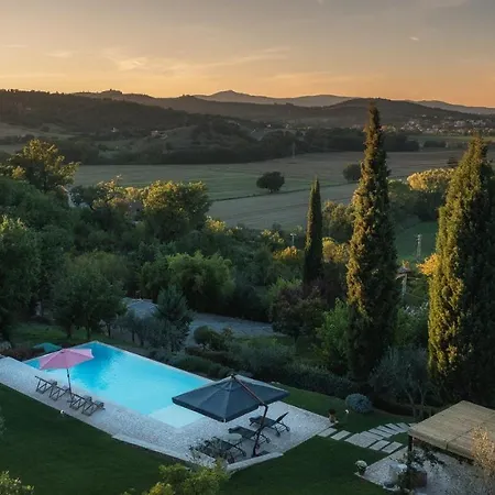 La Vecchia Pieve 8, Emma Villa *