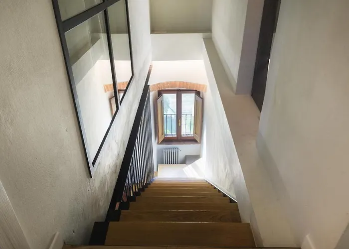 La Vecchia Pieve 8, Emma